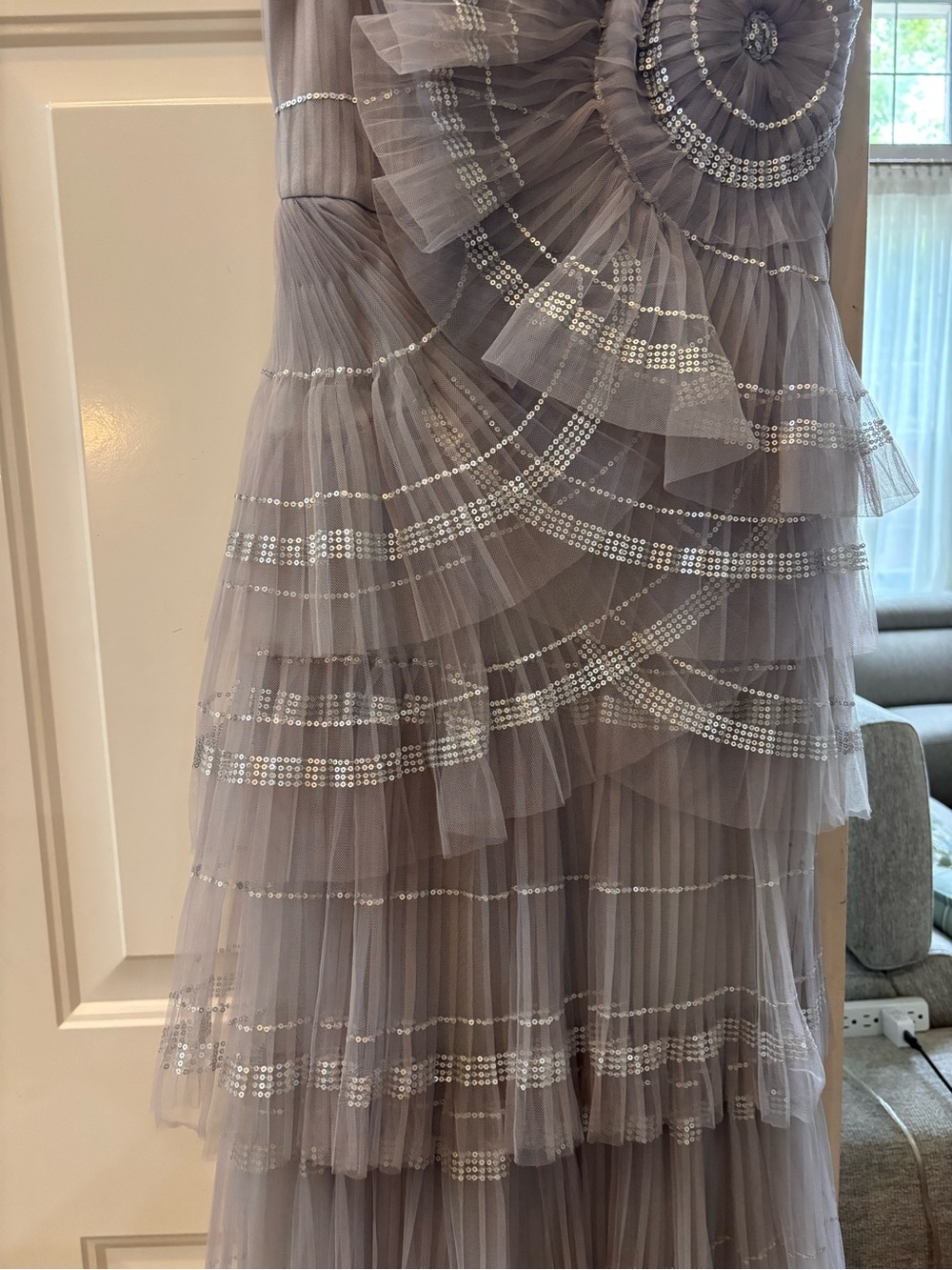 Designer Gown - Picture 3 of 8